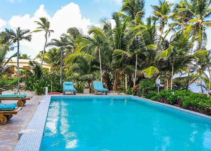 Beachfront With Balcony Sea View Partial Ac Pool Dock & Kayaks