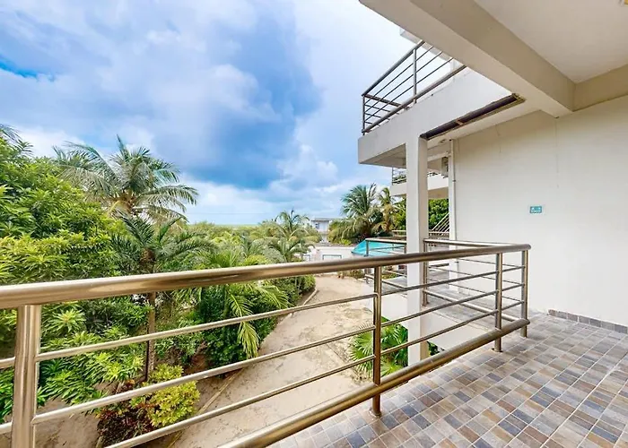 Beachfront With Balcony Sea View Partial Ac Pool Dock & Kayaks