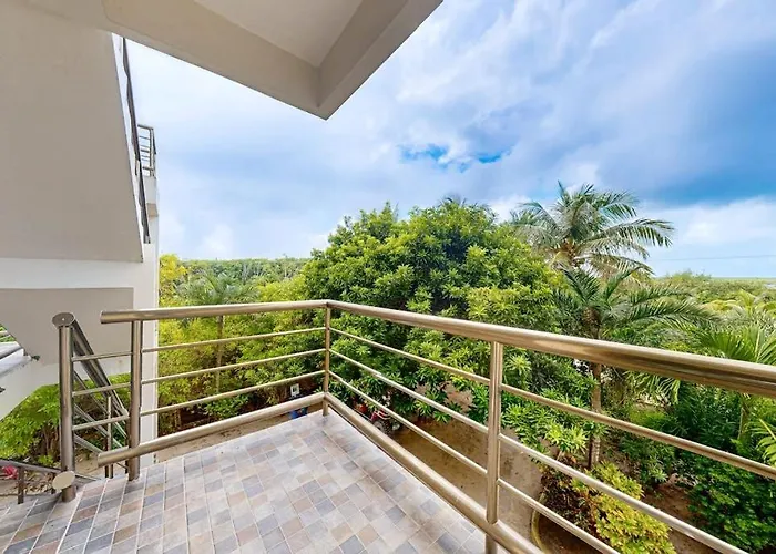 Beachfront With Balcony Sea View Partial Ac Pool Dock & Kayaks